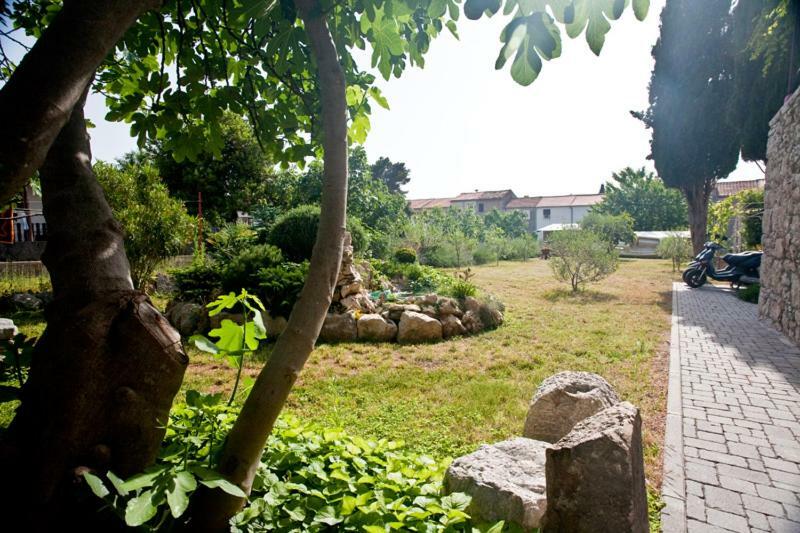 Hotel Pape Punat Exterior foto
