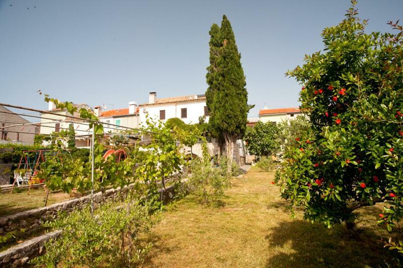Hotel Pape Punat Exterior foto
